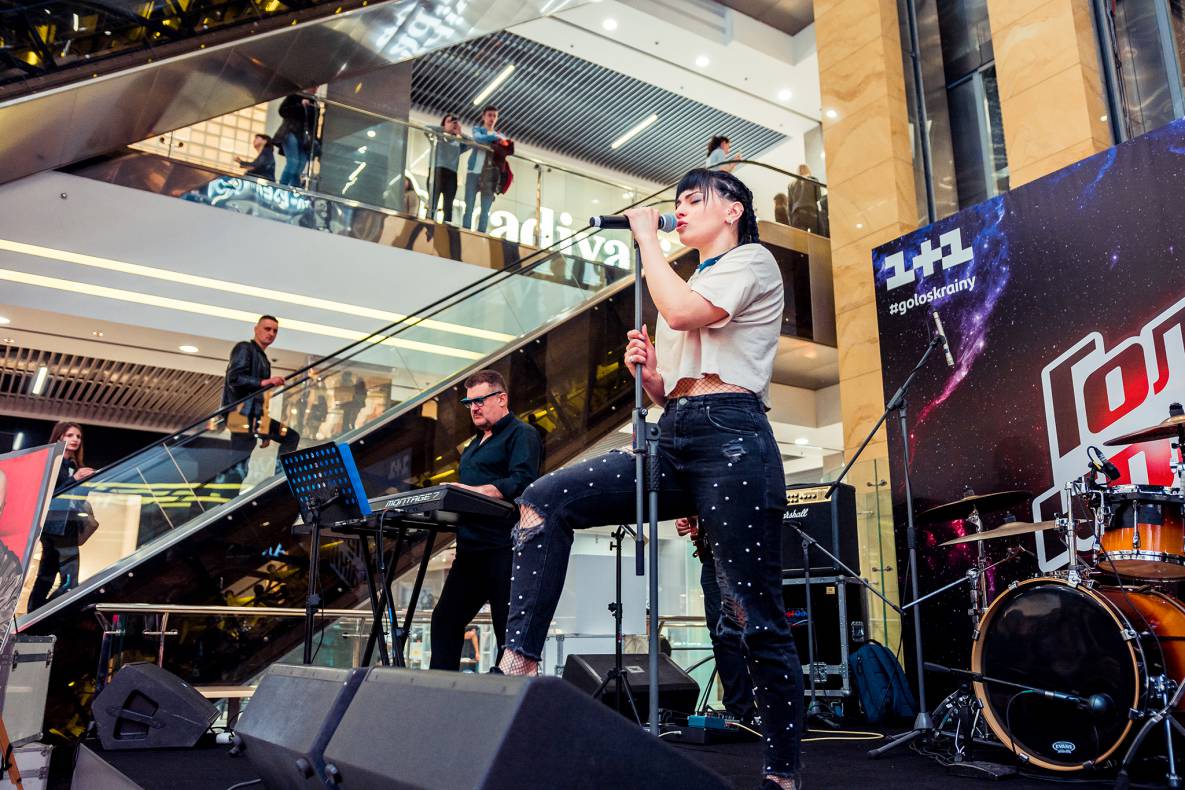 Участники шоу &quot;Голос&quot; в ТРЦ Гулливер! image-24