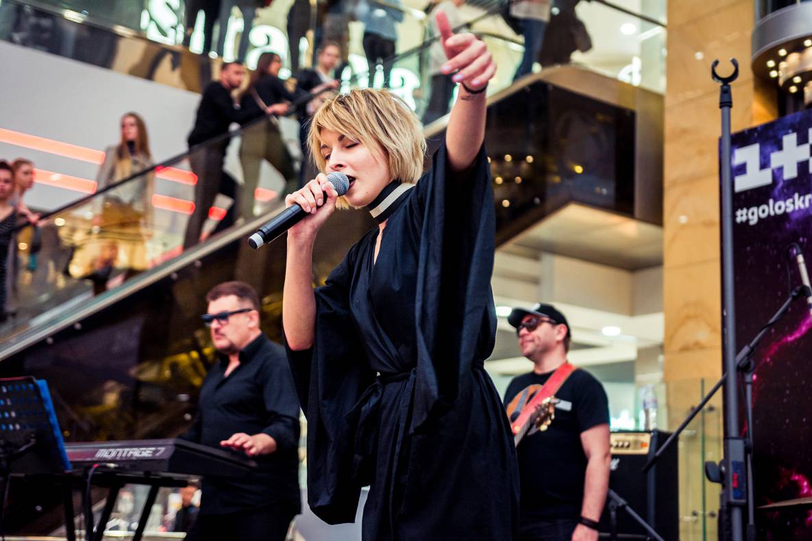 Участники шоу &quot;Голос&quot; в ТРЦ Гулливер! image-38