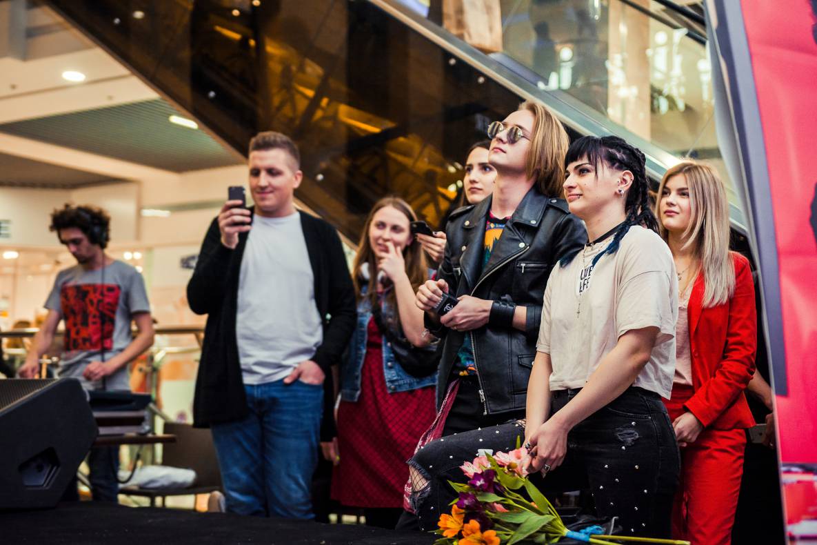 Участники шоу &quot;Голос&quot; в ТРЦ Гулливер! image-41