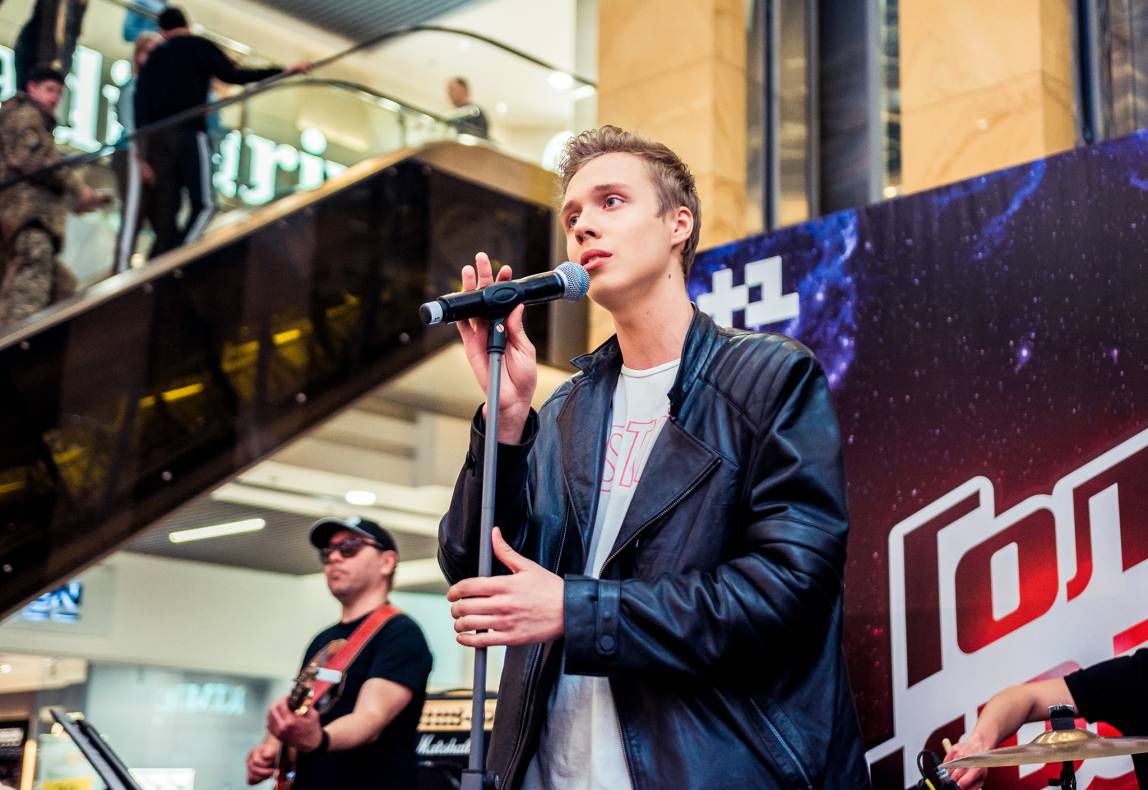 Участники шоу &quot;Голос&quot; в ТРЦ Гулливер! image-43