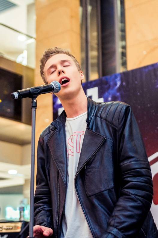 Участники шоу &quot;Голос&quot; в ТРЦ Гулливер! image-44