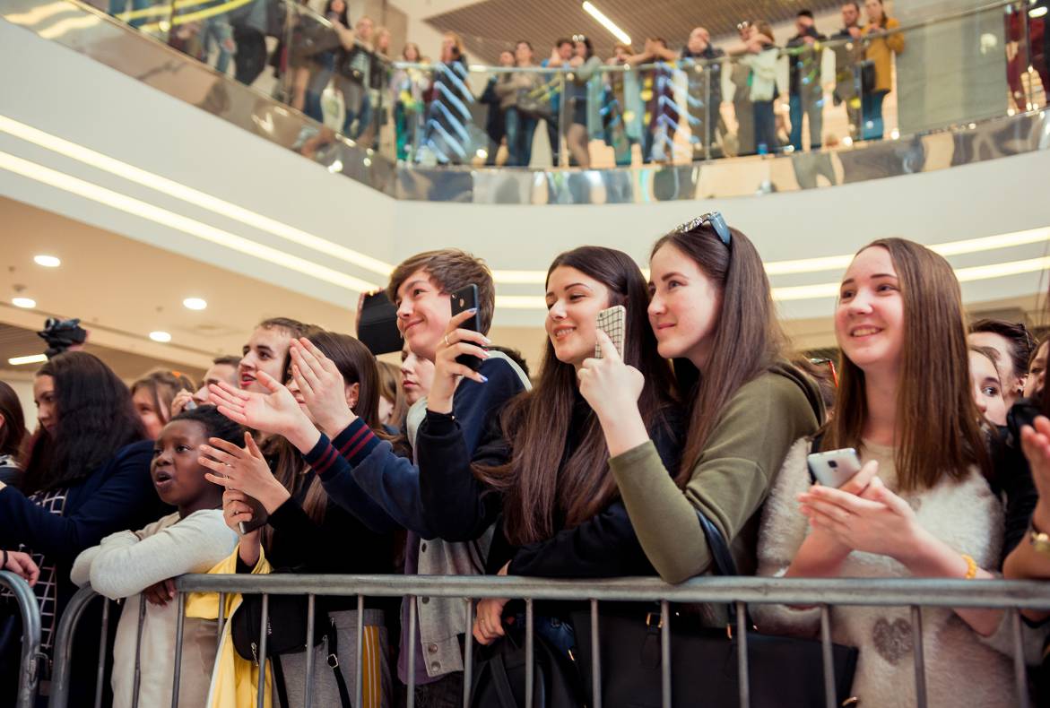 Участники шоу &quot;Голос&quot; в ТРЦ Гулливер! image-46