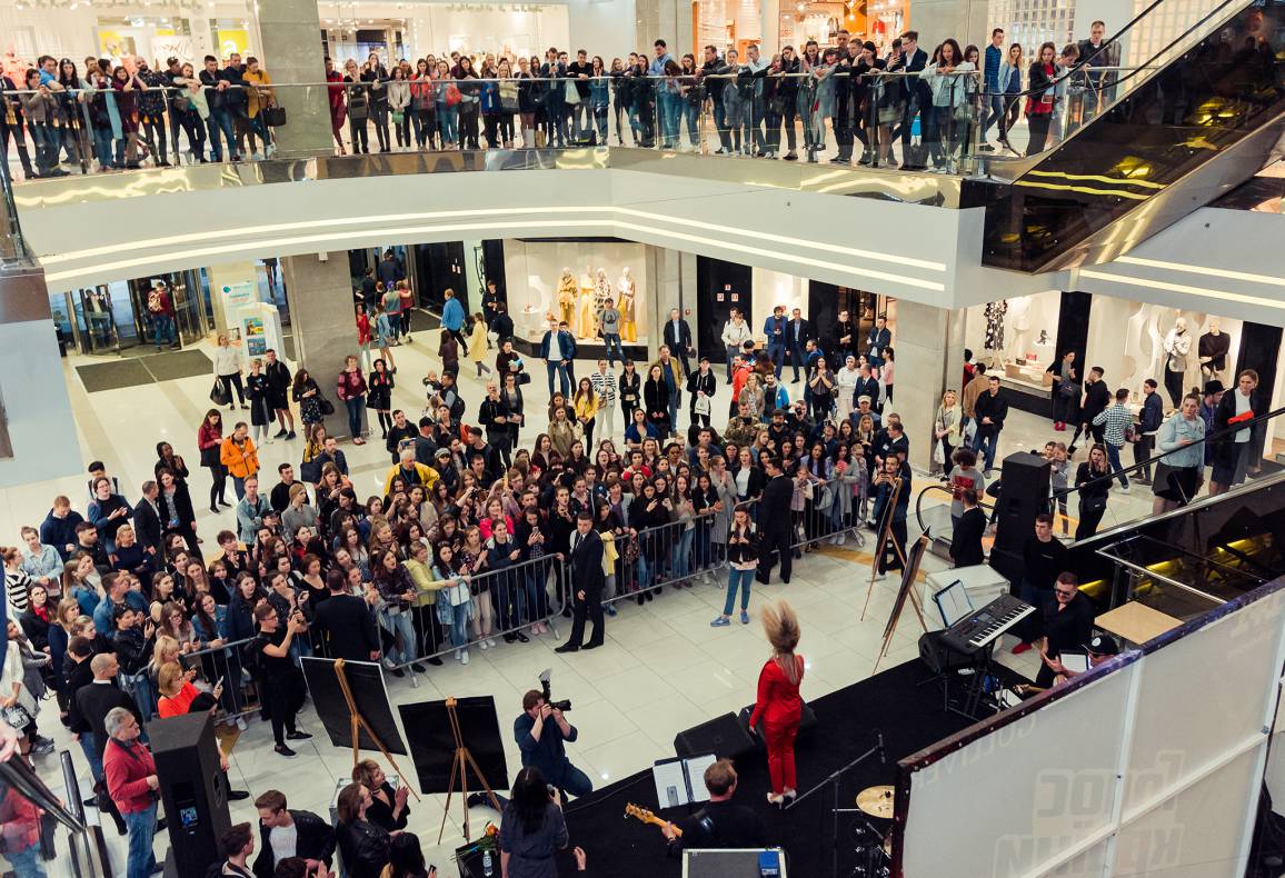 Участники шоу &quot;Голос&quot; в ТРЦ Гулливер! image-56