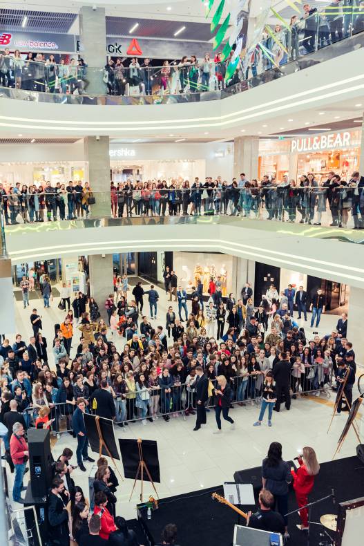 Участники шоу &quot;Голос&quot; в ТРЦ Гулливер! image-62