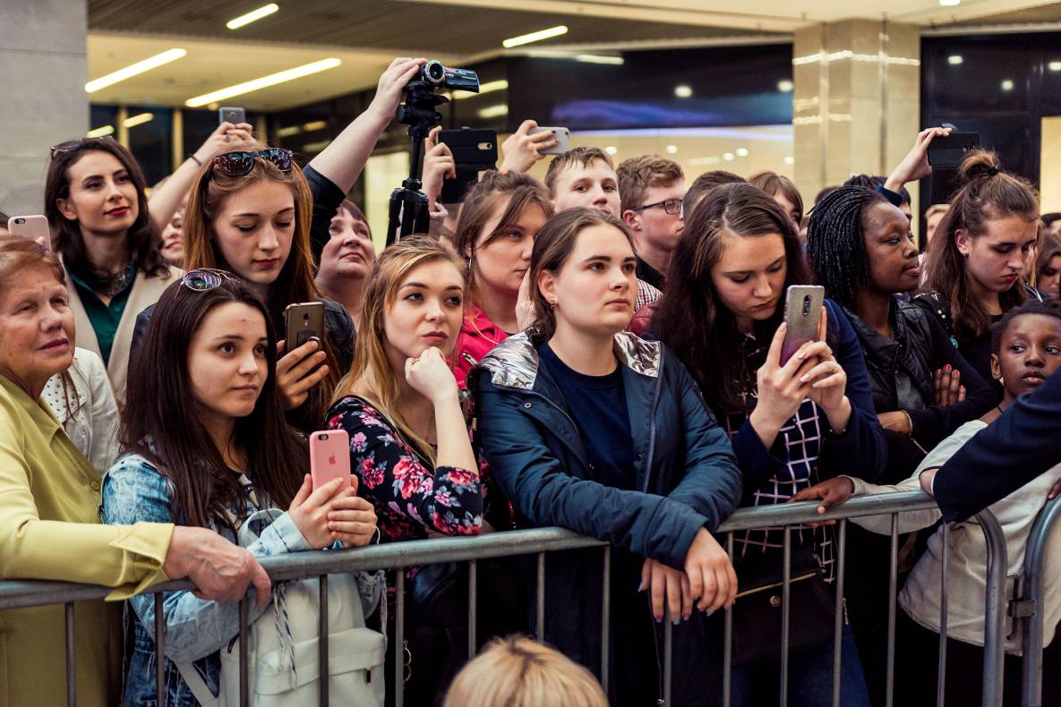 Участники шоу &quot;Голос&quot; в ТРЦ Гулливер! image-71