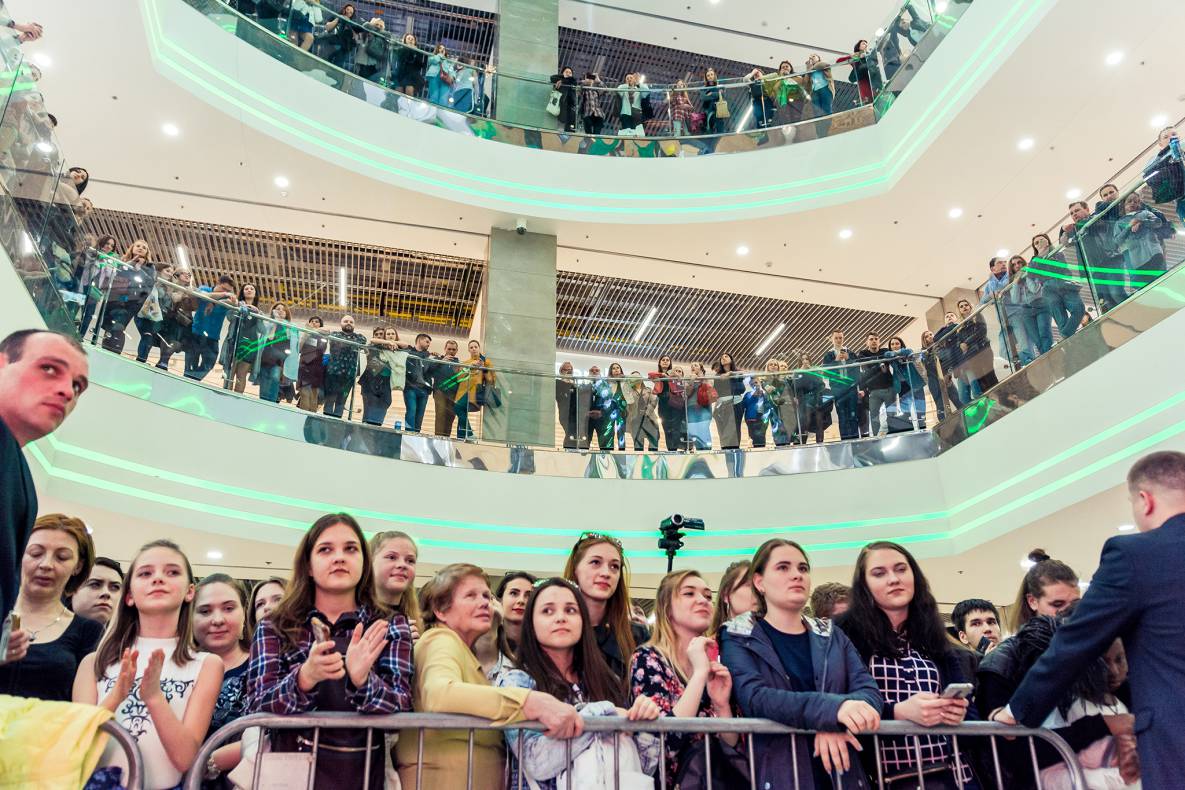 Участники шоу &quot;Голос&quot; в ТРЦ Гулливер! image-70