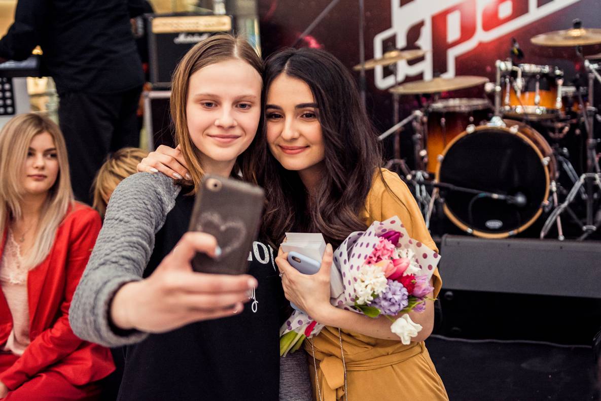 Участники шоу &quot;Голос&quot; в ТРЦ Гулливер! image-89