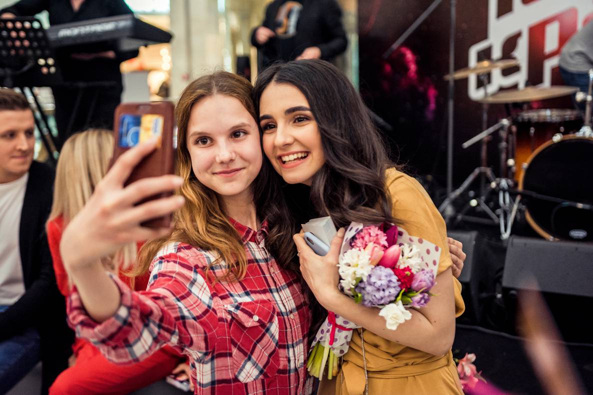 Участники шоу &quot;Голос&quot; в ТРЦ Гулливер! image-92