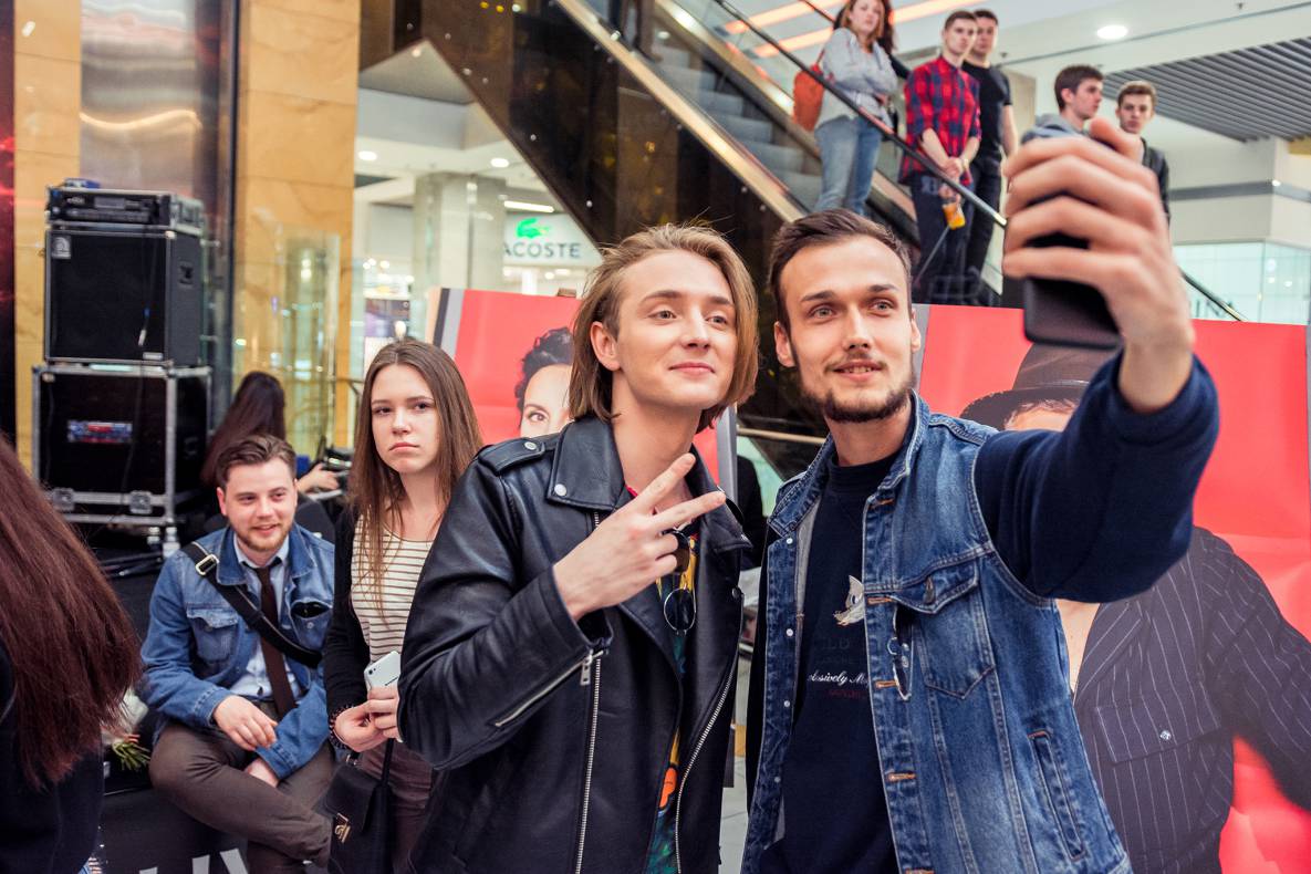 Участники шоу &quot;Голос&quot; в ТРЦ Гулливер! image-124