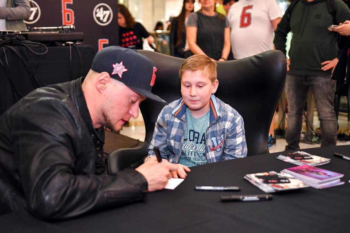 Автограф-сесія з Бумбокс! Шопінг вікенд в ТРЦ Гулівер image-57