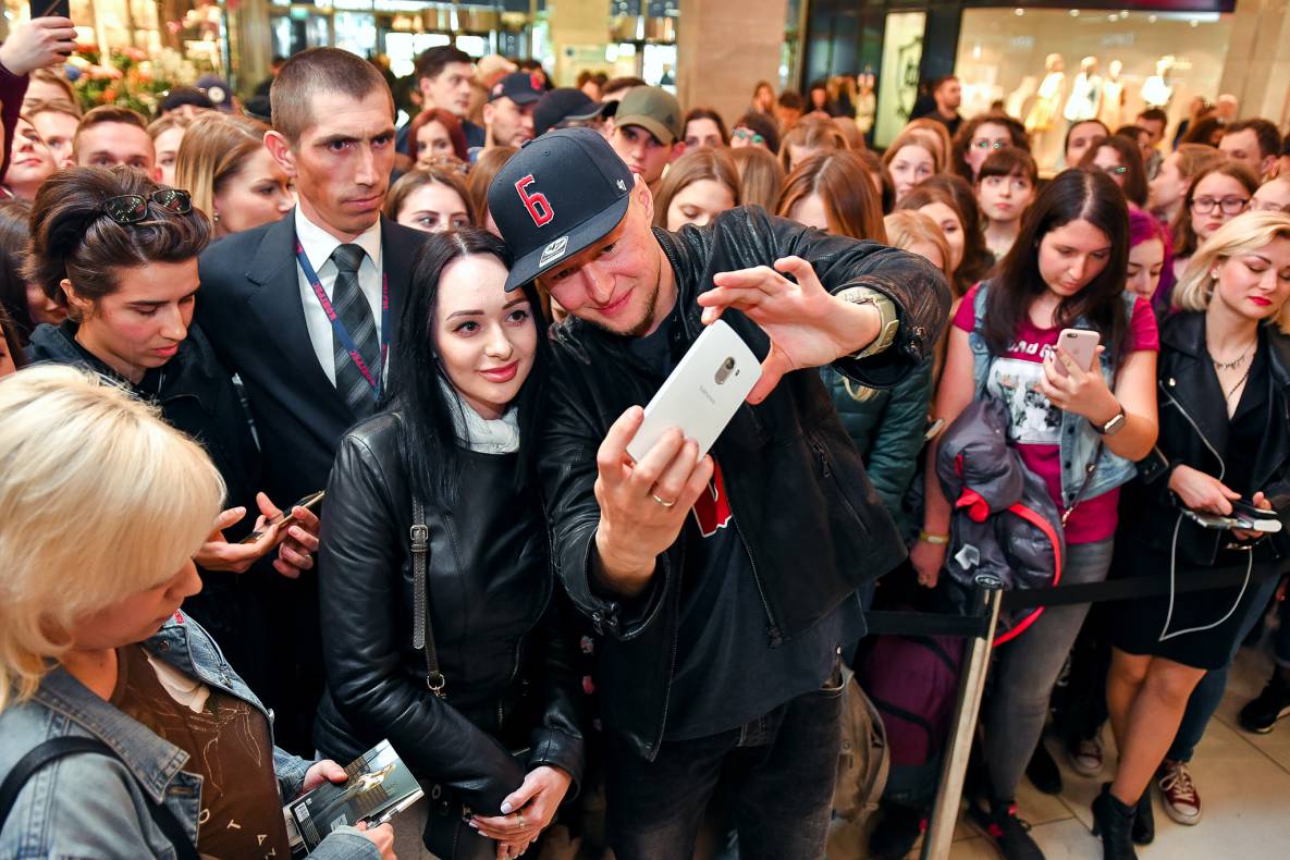 Автограф-сесія з Бумбокс! Шопінг вікенд в ТРЦ Гулівер image-73