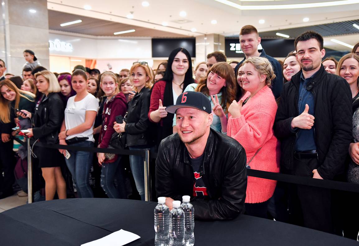 Автограф-сесія з Бумбокс! Шопінг вікенд в ТРЦ Гулівер image-74