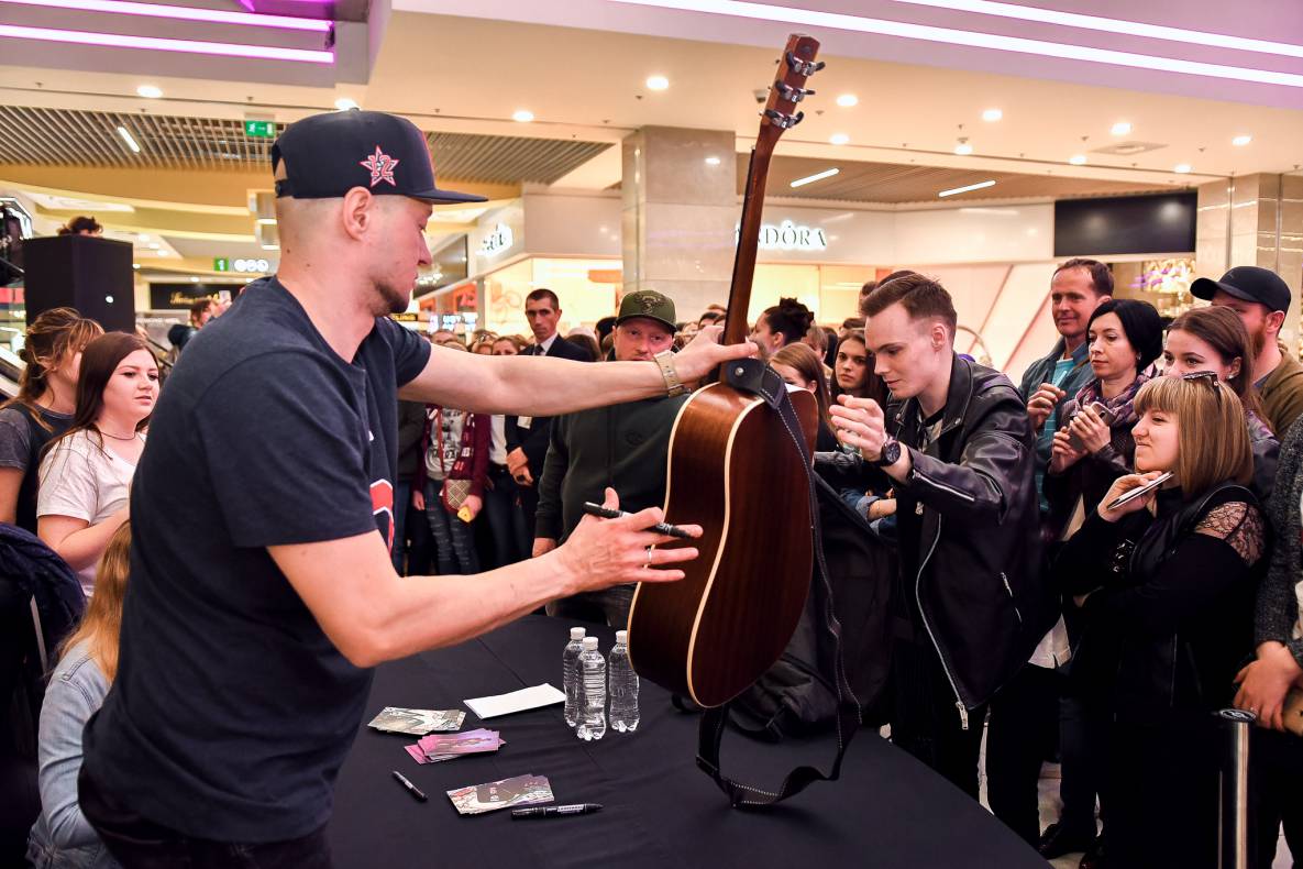 Автограф-сесія з Бумбокс! Шопінг вікенд в ТРЦ Гулівер image-107