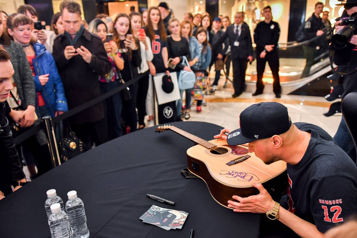 Автограф-сесія з Бумбокс! Шопінг вікенд в ТРЦ Гулівер image-109