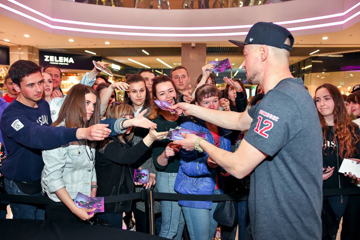 Автограф-сесія з Бумбокс! Шопінг вікенд в ТРЦ Гулівер image-122