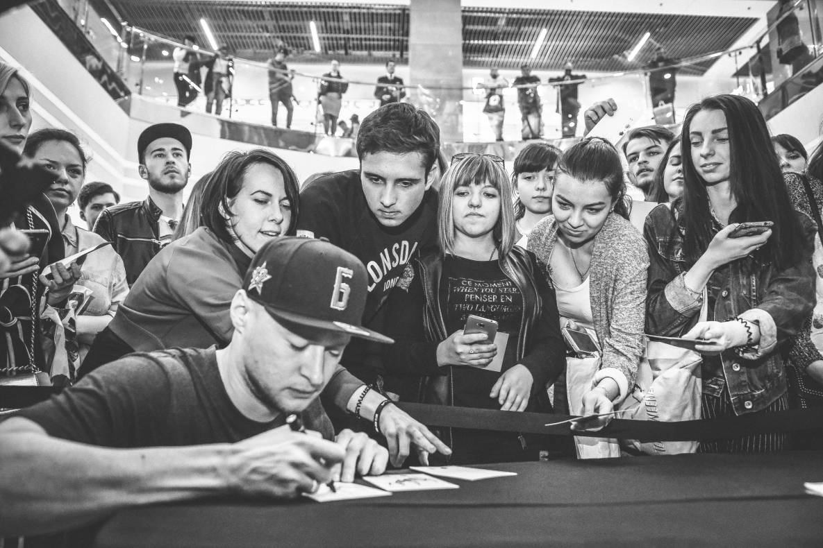 Автограф-сесія з Бумбокс! Шопінг вікенд в ТРЦ Гулівер image-138