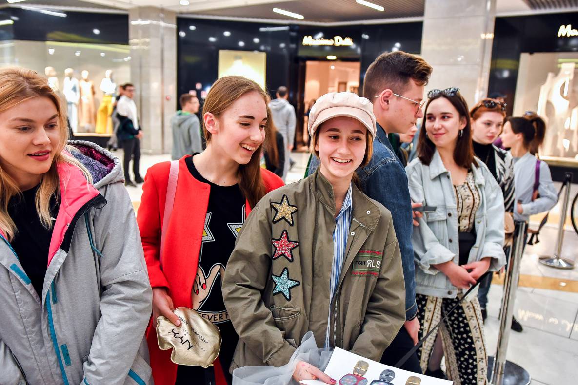 Автограф-сесія з Бумбокс! Шопінг вікенд в ТРЦ Гулівер image-162