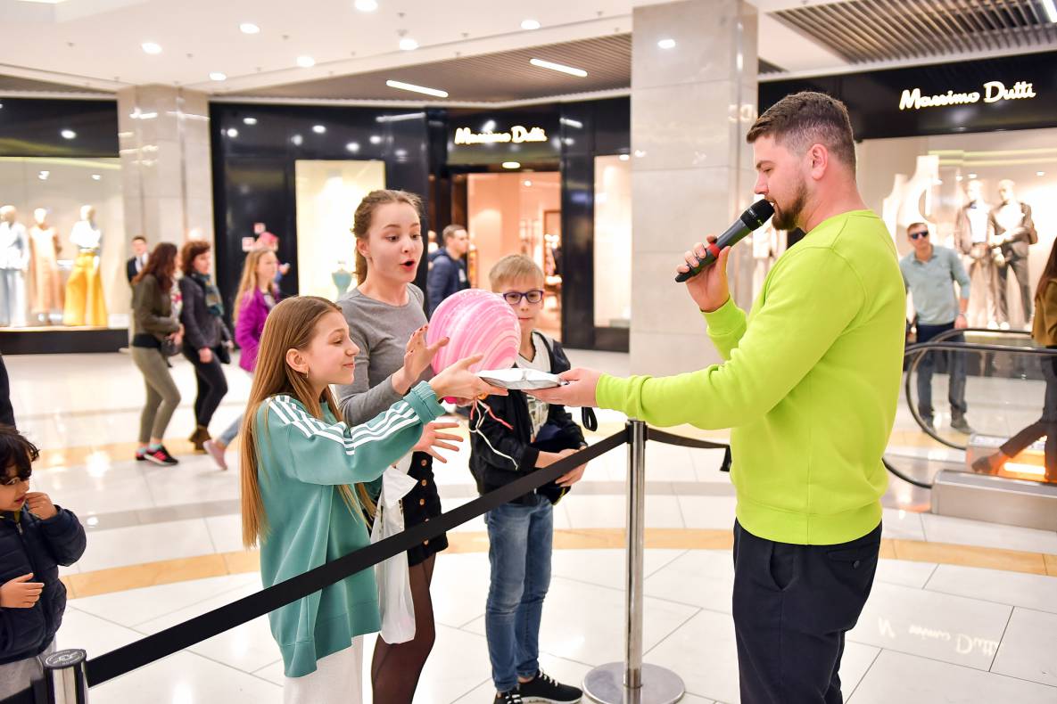 Автограф-сесія з Бумбокс! Шопінг вікенд в ТРЦ Гулівер image-196