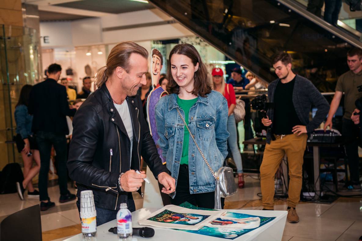 Фан-встреча с Олегом Винником image-32