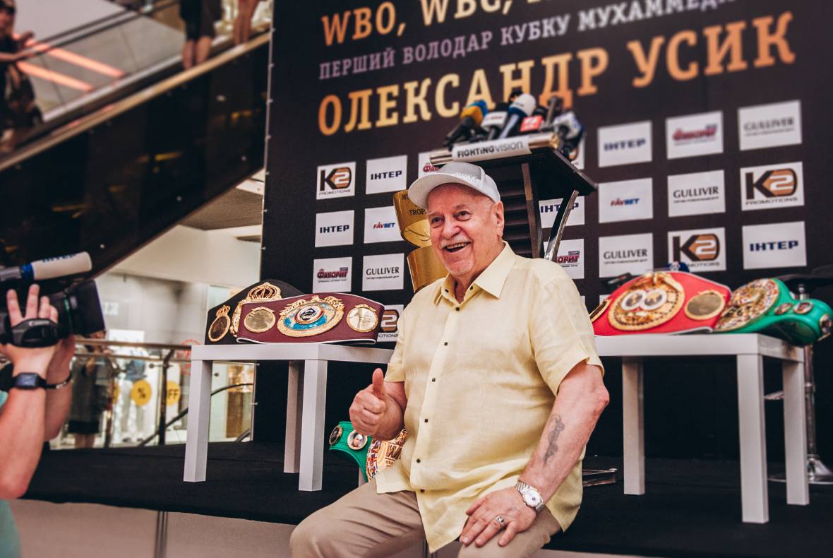 Press conference with Alexander Usyk image-4