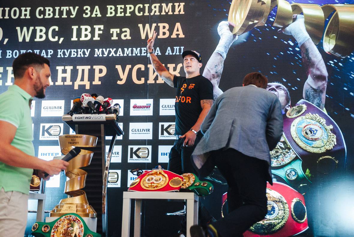 Press conference with Alexander Usyk image-9