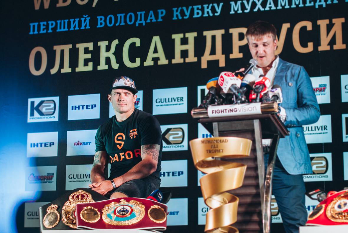 Press conference with Alexander Usyk image-16
