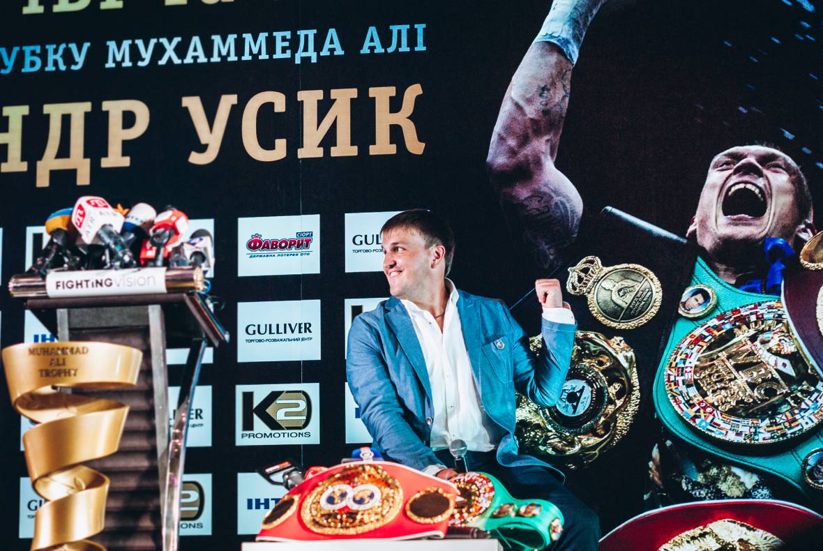 Press conference with Alexander Usyk image-37