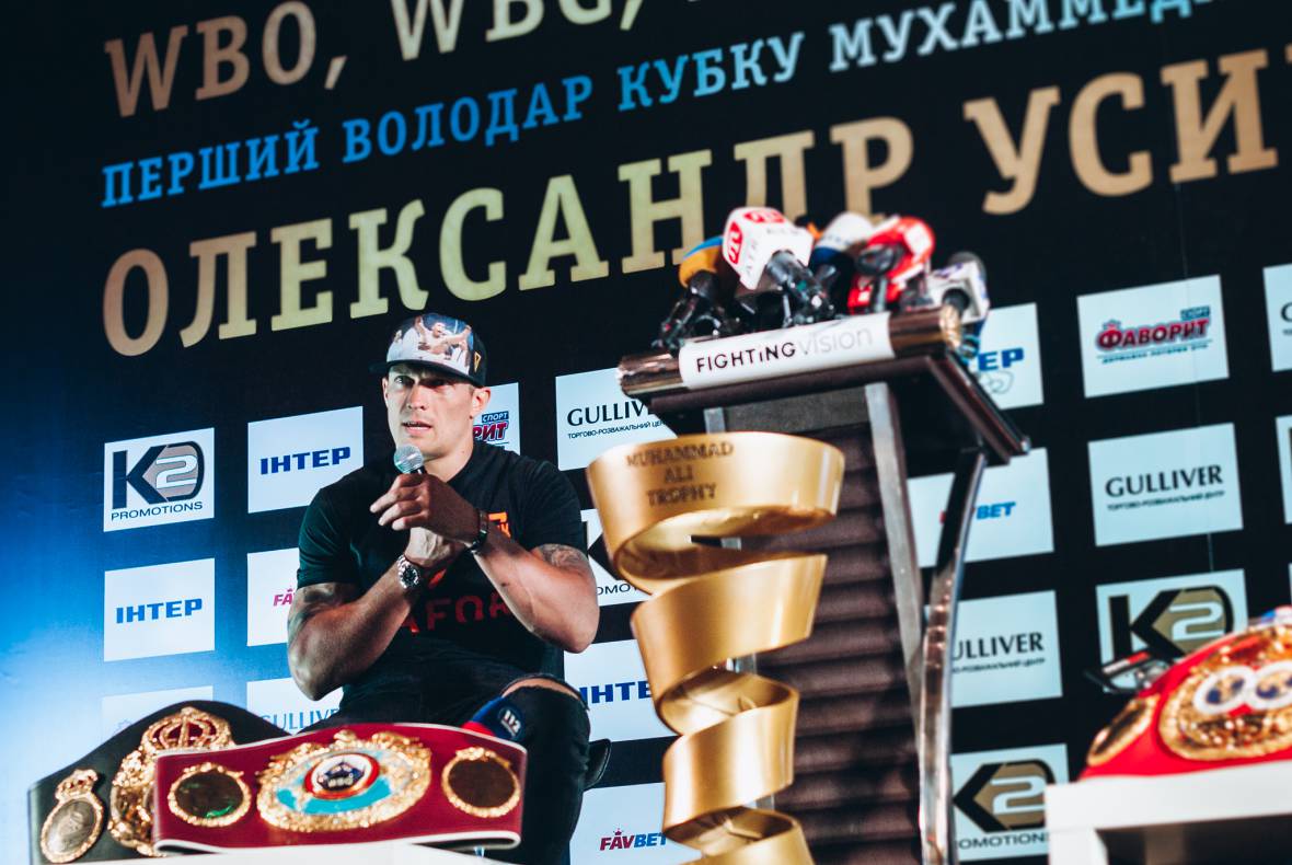 Press conference with Alexander Usyk image-46