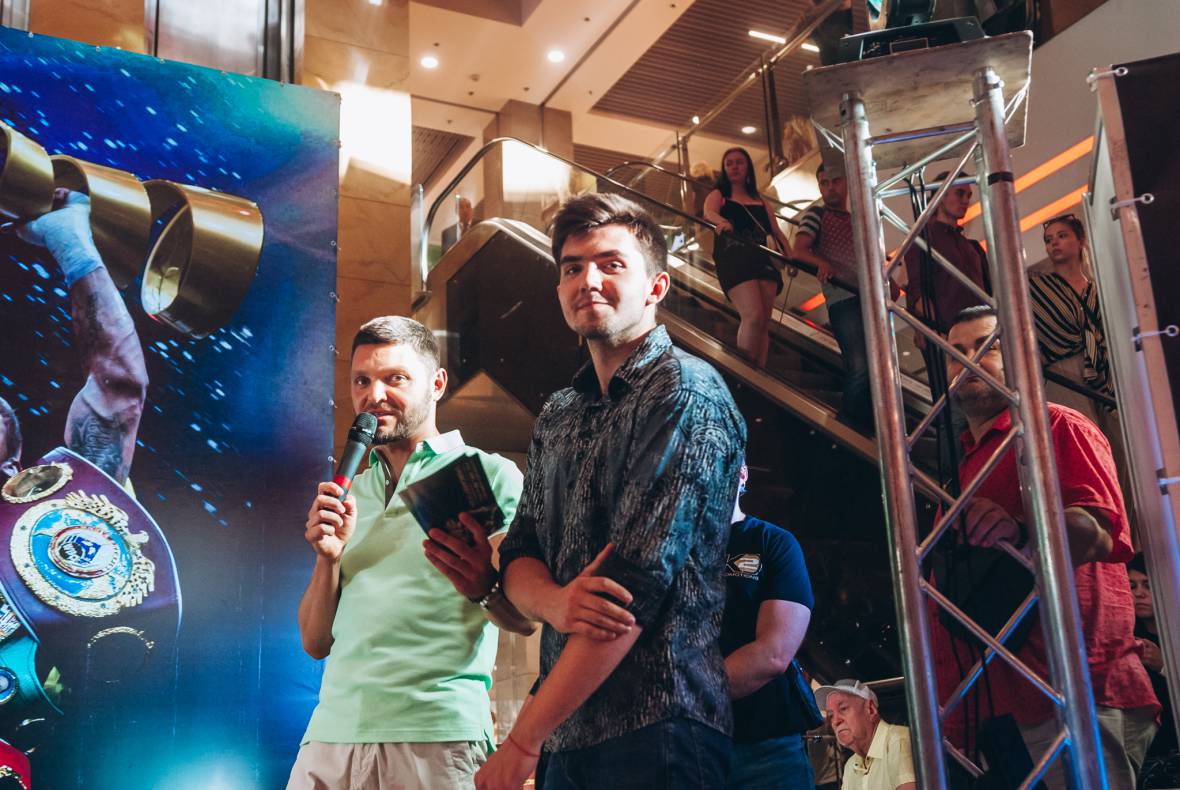 Press conference with Alexander Usyk image-54