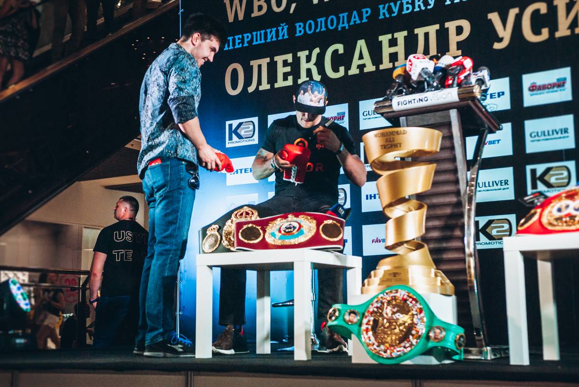 Press conference with Alexander Usyk image-58