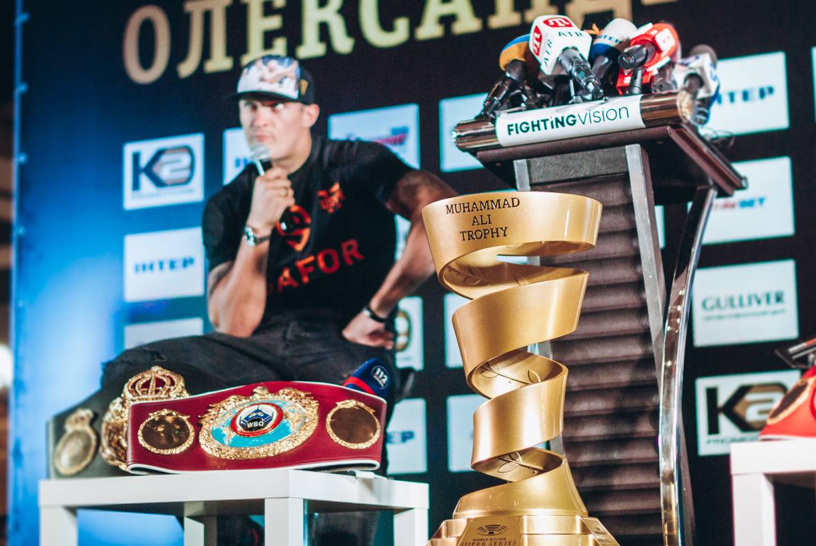 Press conference with Alexander Usyk image-61