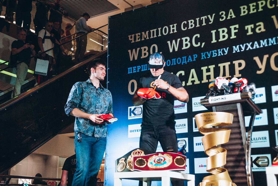 Press conference with Alexander Usyk image-63