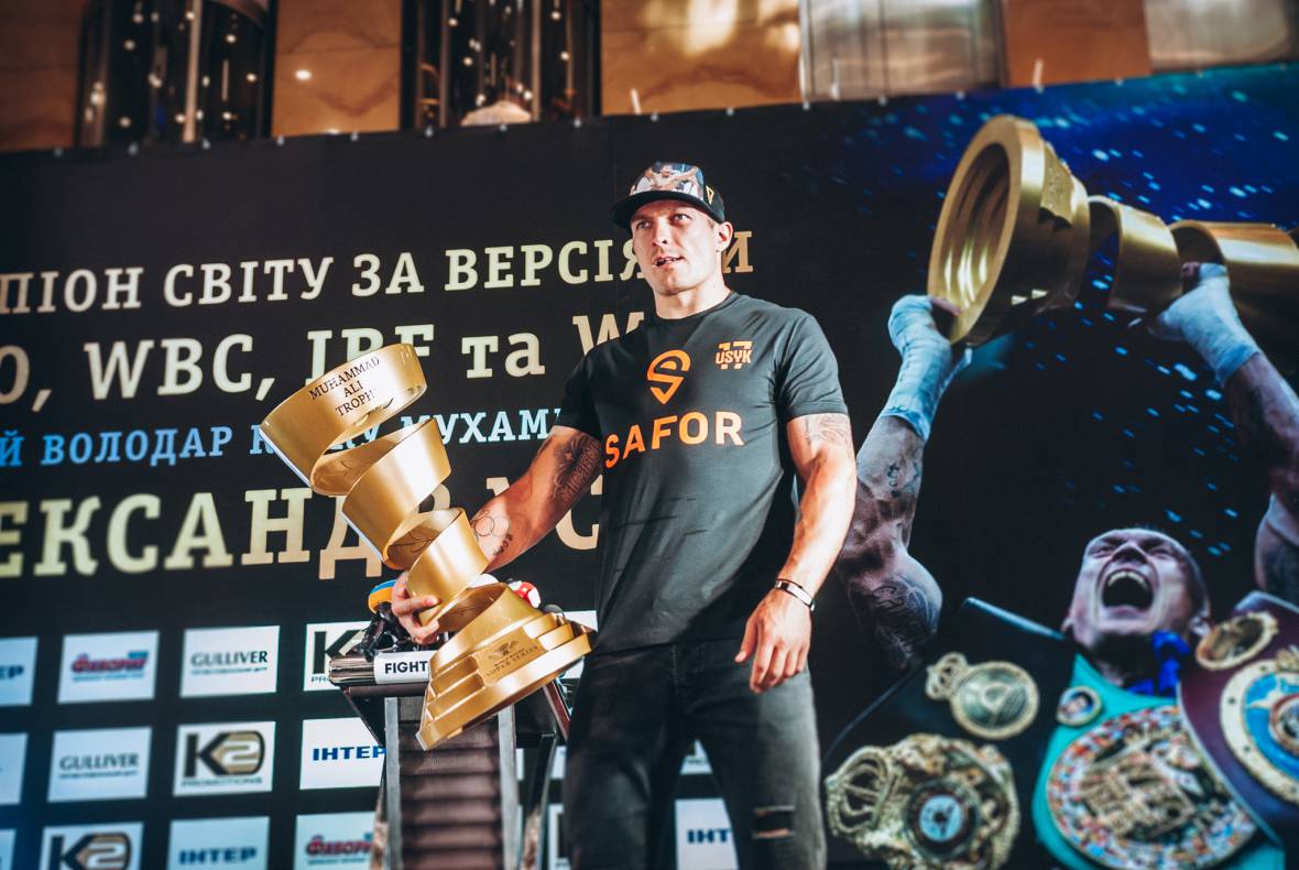 Press conference with Alexander Usyk image-81