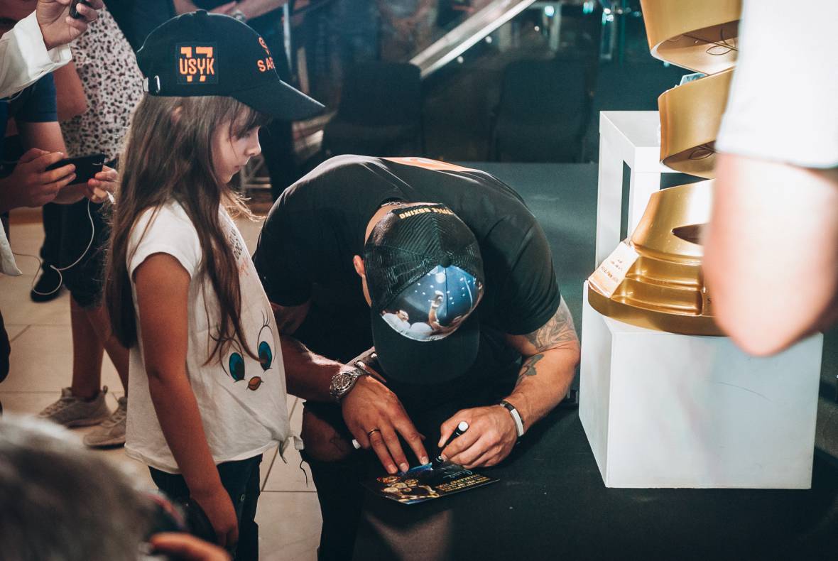 Press conference with Alexander Usyk image-91