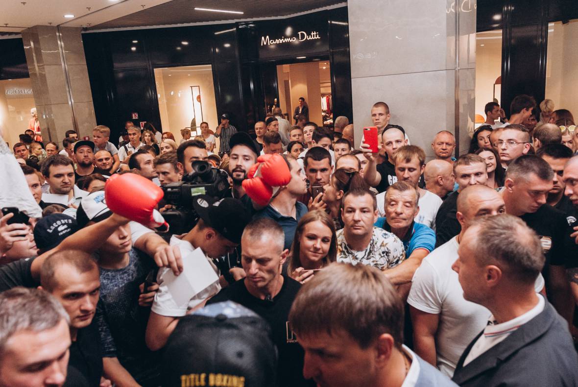 Press conference with Alexander Usyk image-100