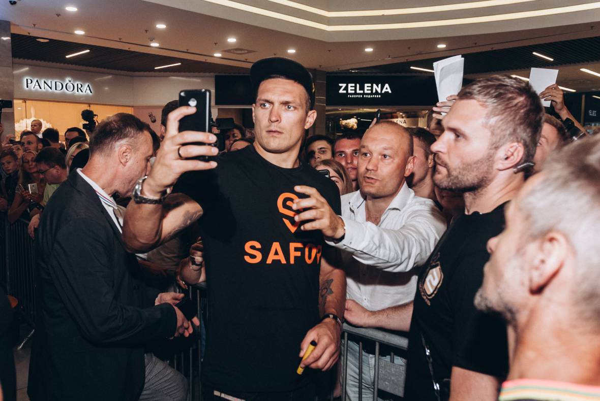 Press conference with Alexander Usyk image-101