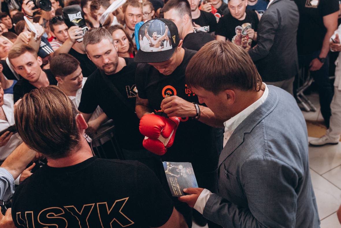 Press conference with Alexander Usyk image-103