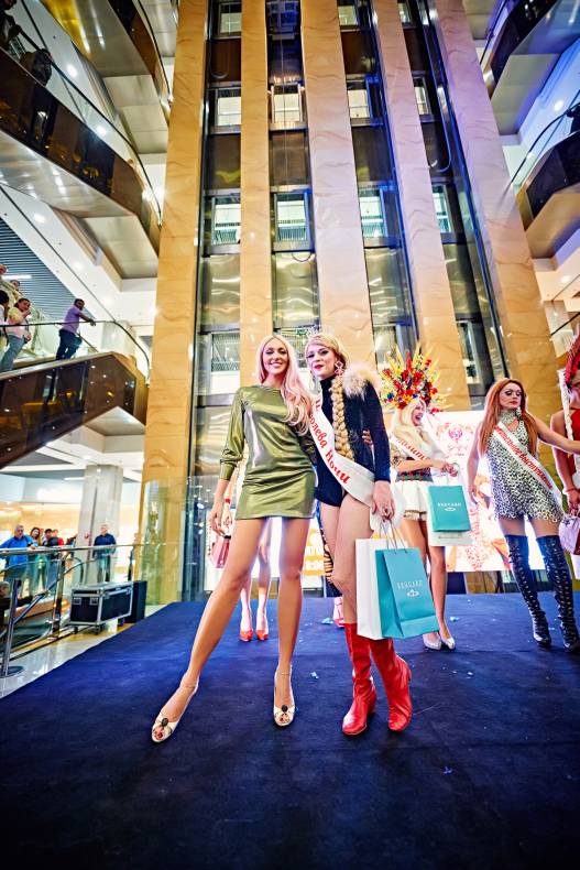 Шоу двійників Олі Полякової image-1