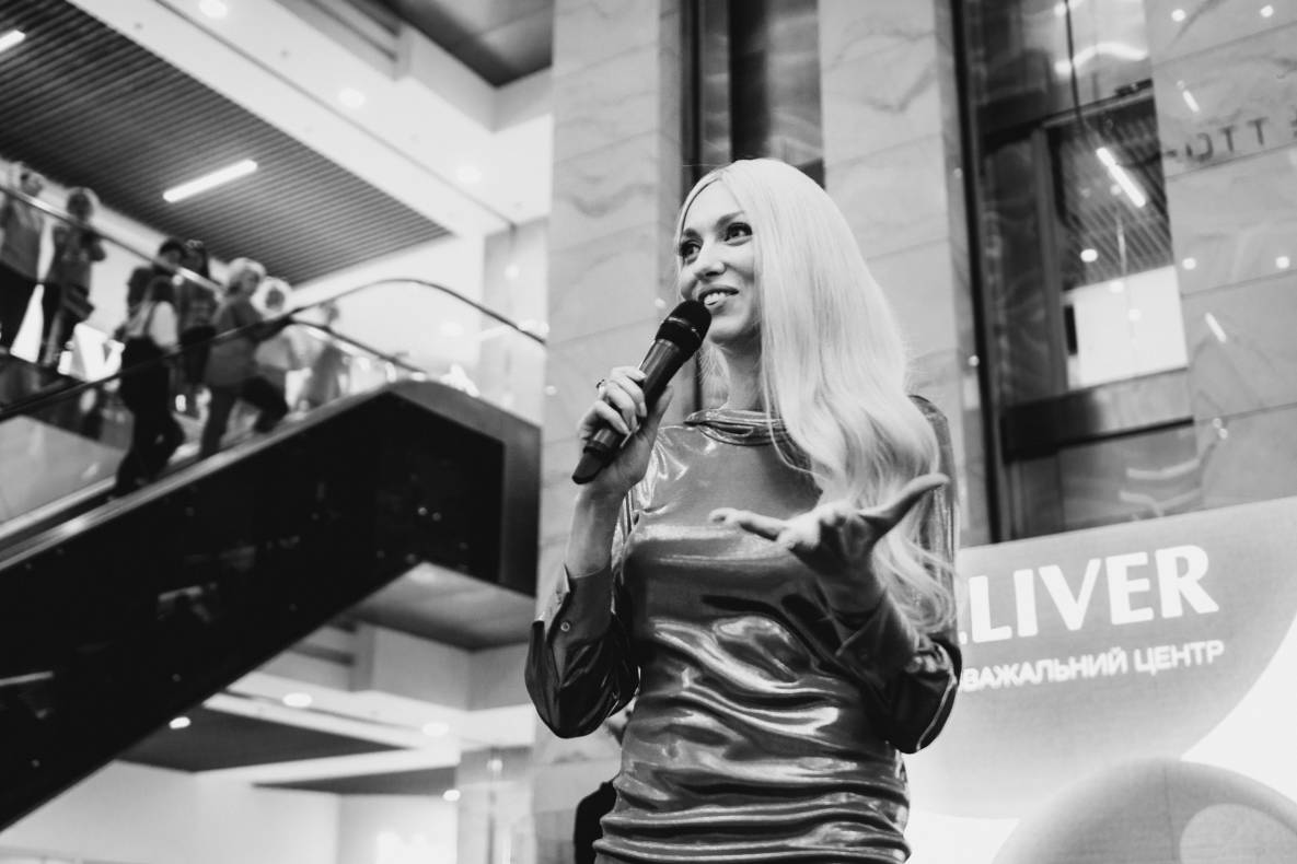 Шоу двійників Олі Полякової image-6