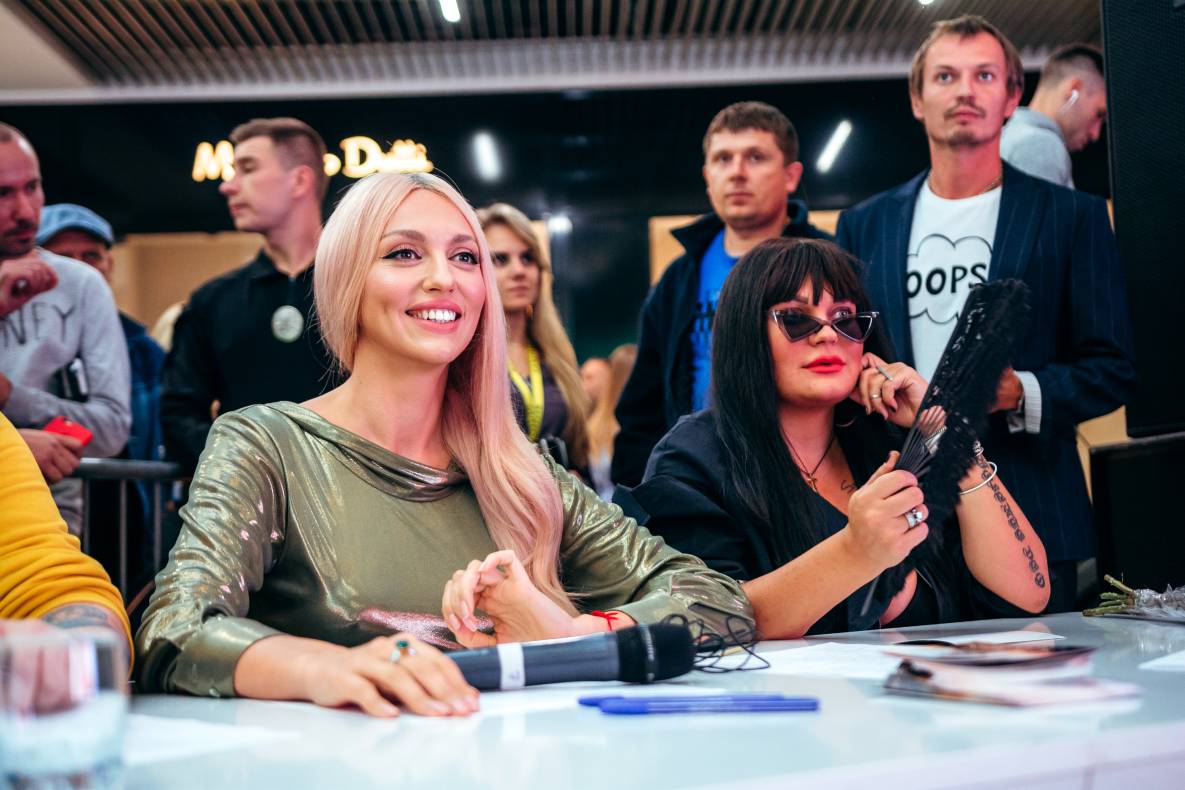 Шоу двійників Олі Полякової image-18