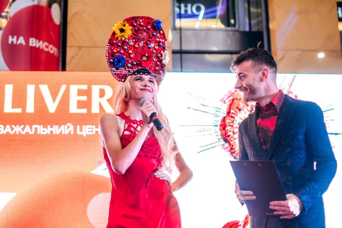 Шоу двійників Олі Полякової image-34