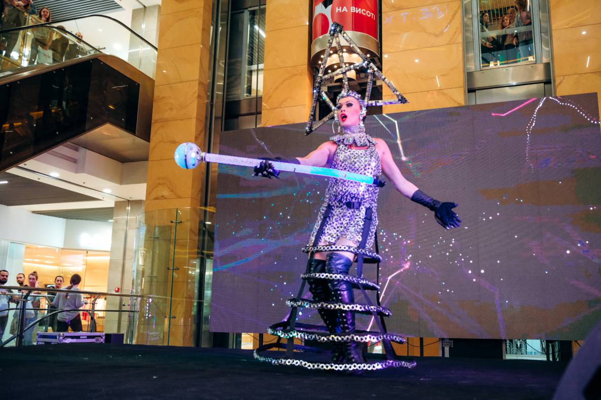 Шоу двійників Олі Полякової image-48