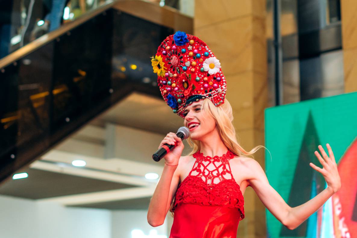 Шоу двійників Олі Полякової image-51