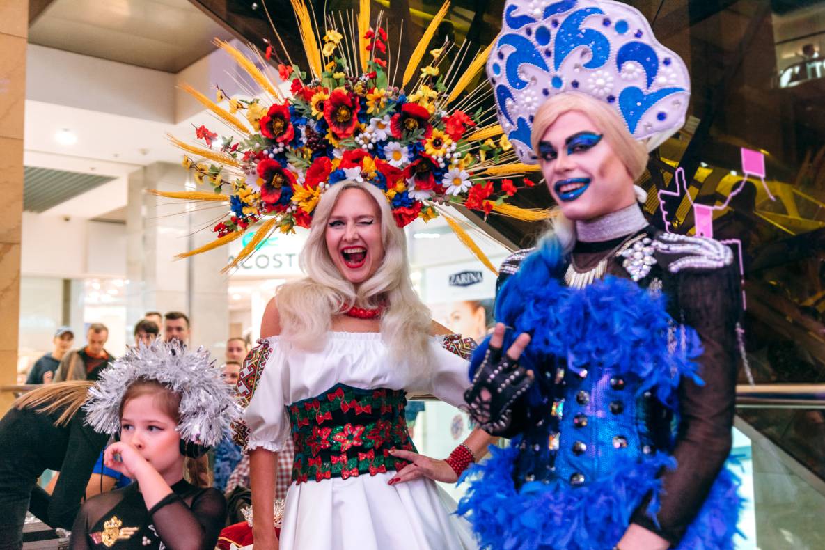 Шоу двійників Олі Полякової image-68