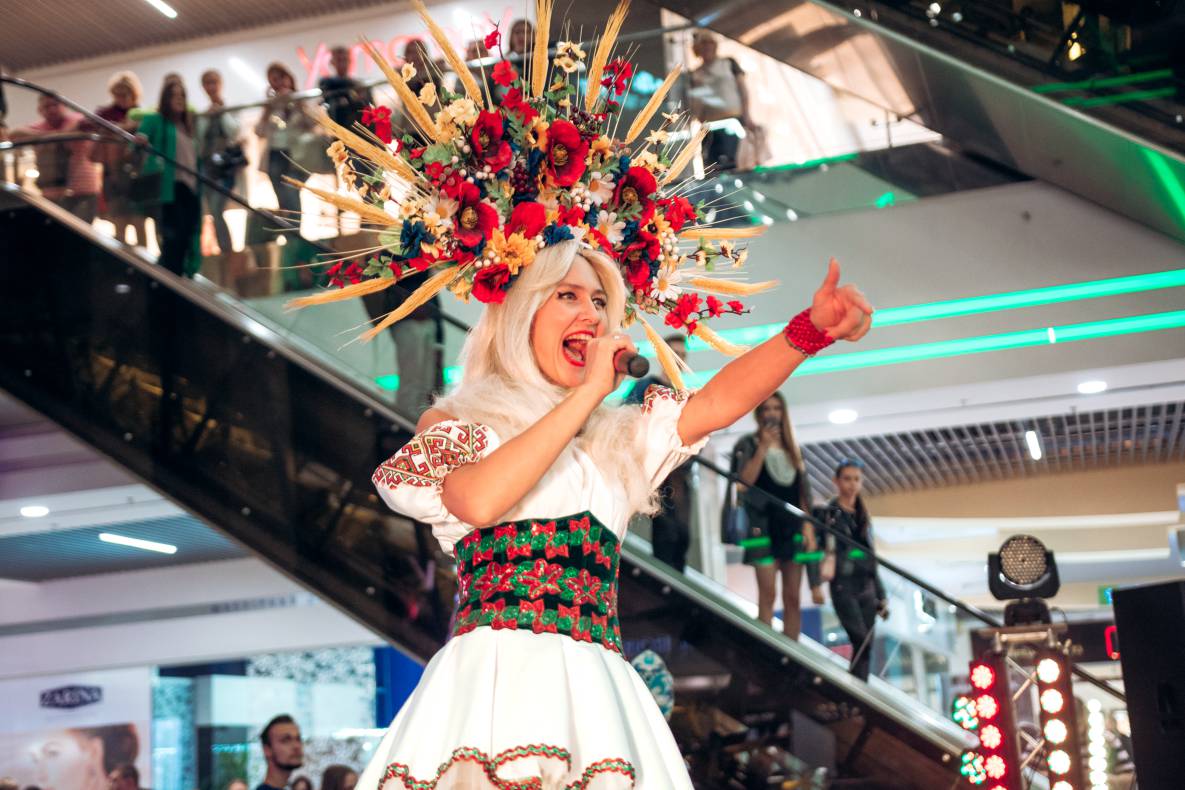 Шоу двійників Олі Полякової image-70