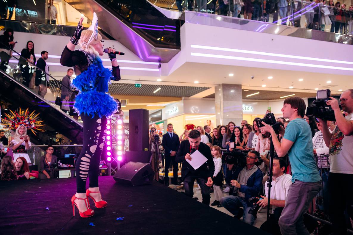 Шоу двійників Олі Полякової image-88