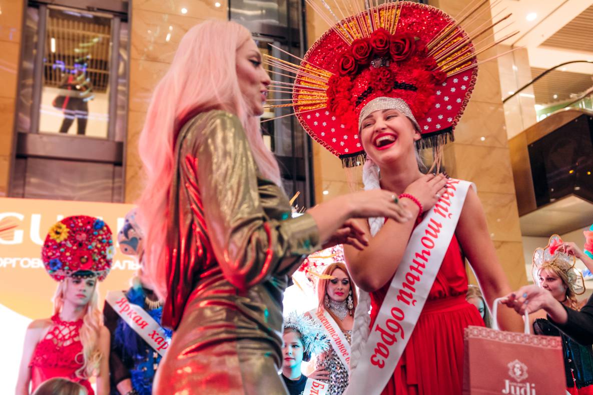 Шоу двійників Олі Полякової image-114