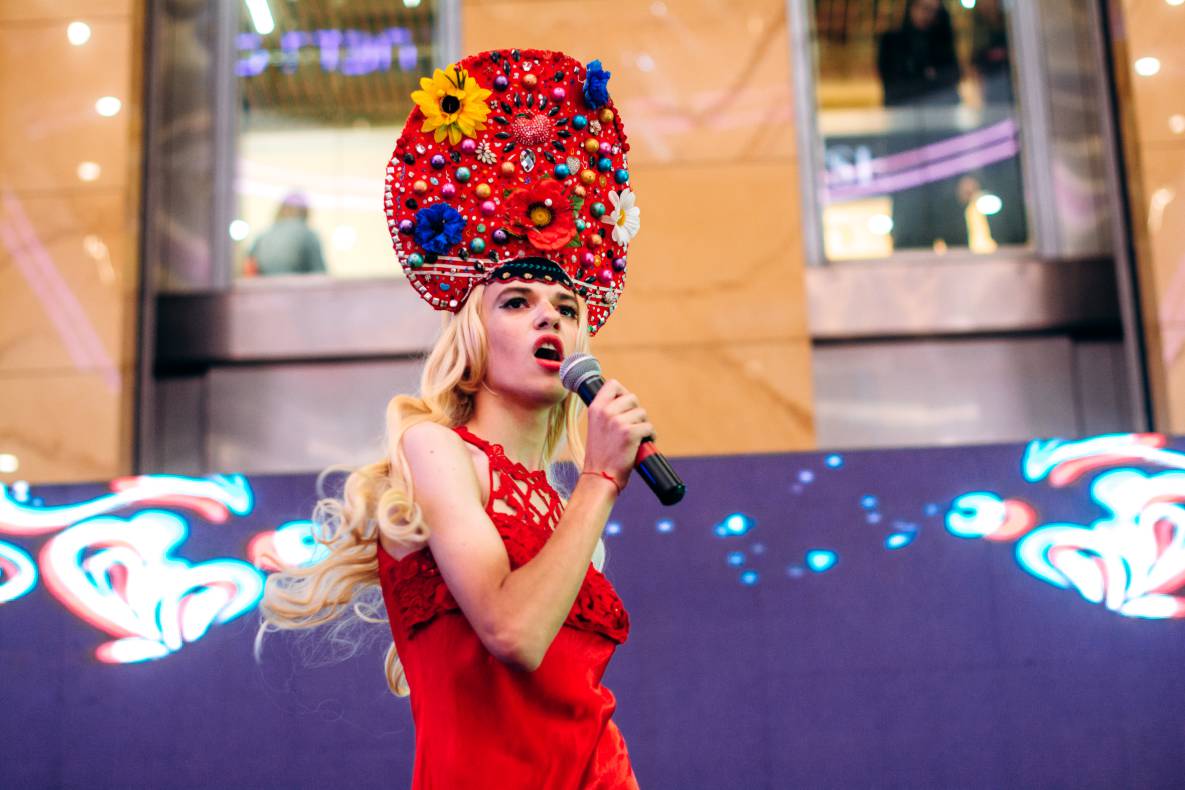 Шоу двійників Олі Полякової image-150