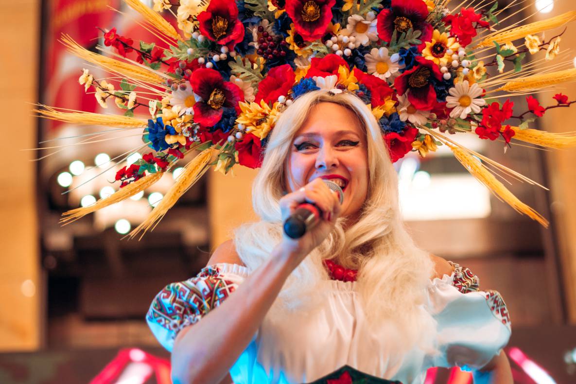 Шоу двійників Олі Полякової image-195