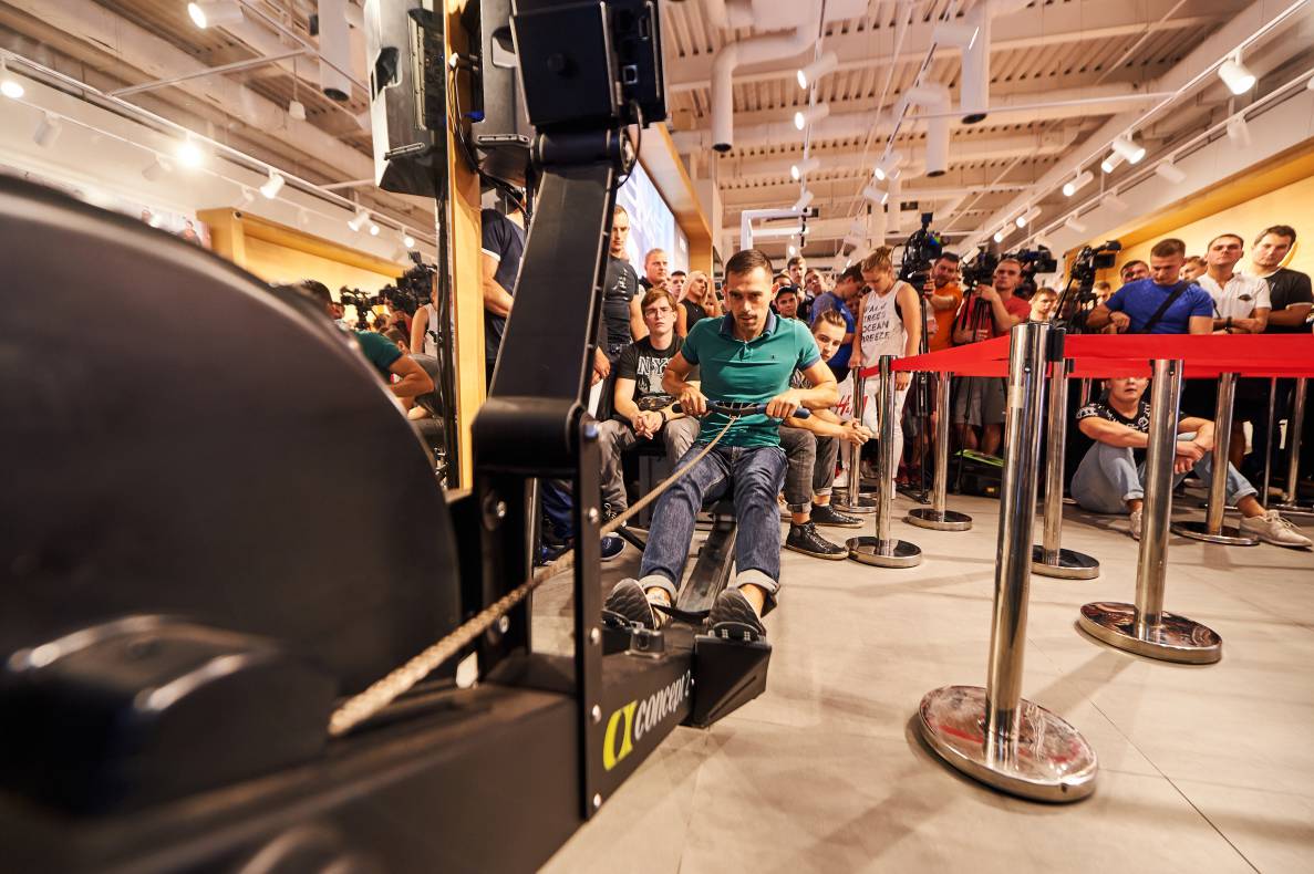 Autograph session of Vasily Lomachenko image-43